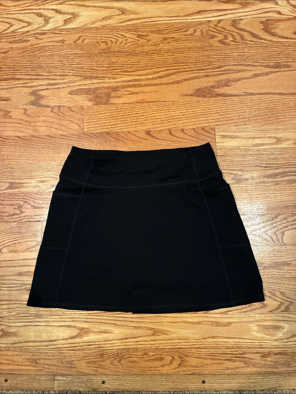 Skechers Black Mini A-Line Active Skirt either for pickleball or tennis